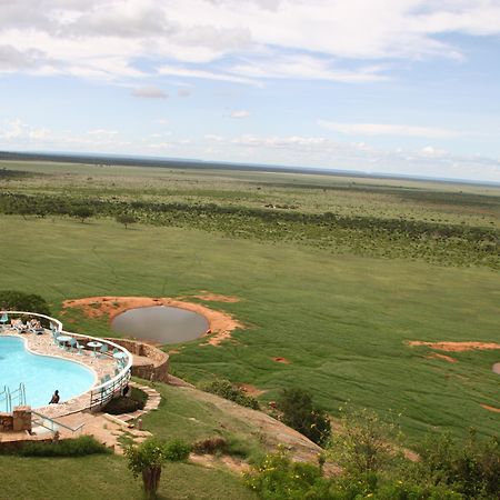Voi Safari Lodge Ngoại thất bức ảnh