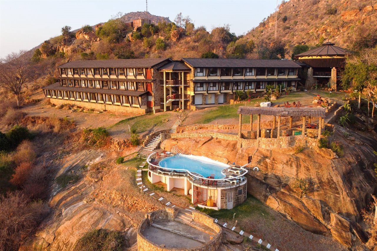 Voi Safari Lodge Ngoại thất bức ảnh