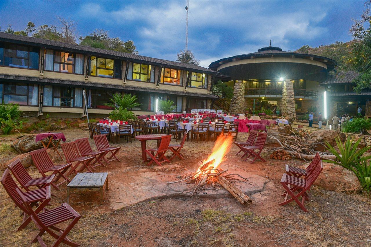 Voi Safari Lodge Ngoại thất bức ảnh